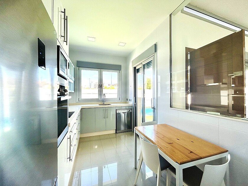 Villa à Mil Palmeras, Alicante, Espagne 3 chambres, 132 m2 No. 111284