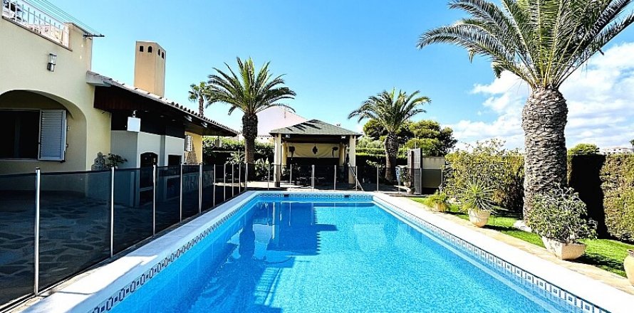 Willa Cabo Roig, Alicante, Hiszpania 3 sypialnie, 120 mkw. nr 111286