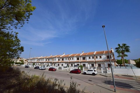 Radhus till salu San Miguel de Salinas, Alicante, Spanien 3 sovrum, 102 kvm. Nr. 111281 - foto 29