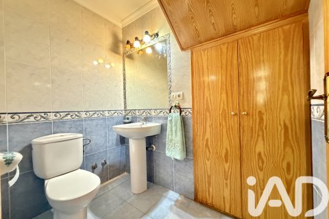 House for sale in Abaran, Murcia, Spain 4 bedrooms, 158 sq.m. No. 185291 - photo 9