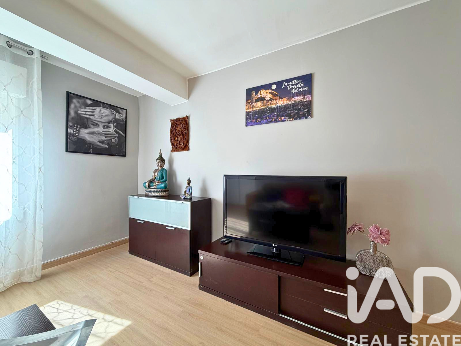 Apartment in Elda, Alicante, Spain 3 bedrooms, 90 sq.m. No. 185293