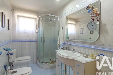 Apartament w Meco, Madrid, Hiszpania 6 sypialni, 400 mkw. nr 173108 – zdjęcie 19
