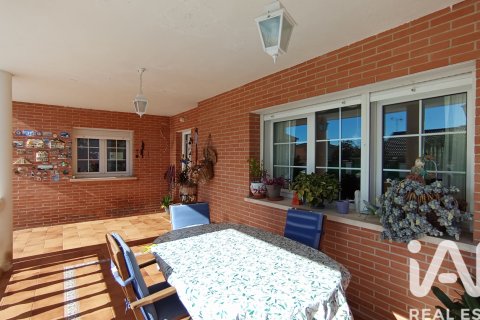 Apartament w Meco, Madrid, Hiszpania 6 sypialni, 400 mkw. nr 173108 – zdjęcie 9