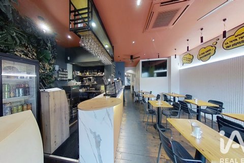 Café/restaurang till salu i Tortosa, Tarragona, Spanien 6 sovrum, 322 kvm. Nr. 173107 - foto 17