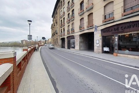 Café/restaurang till salu i Tortosa, Tarragona, Spanien 6 sovrum, 322 kvm. Nr. 173107 - foto 26