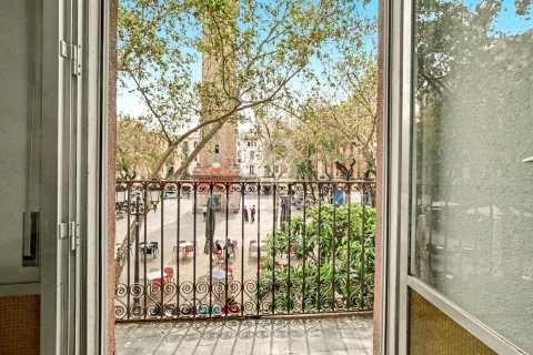 Apartment à vendre à Barcelona, Espagne, 5 chambres, 195 m2 No. 178826 - photo 2