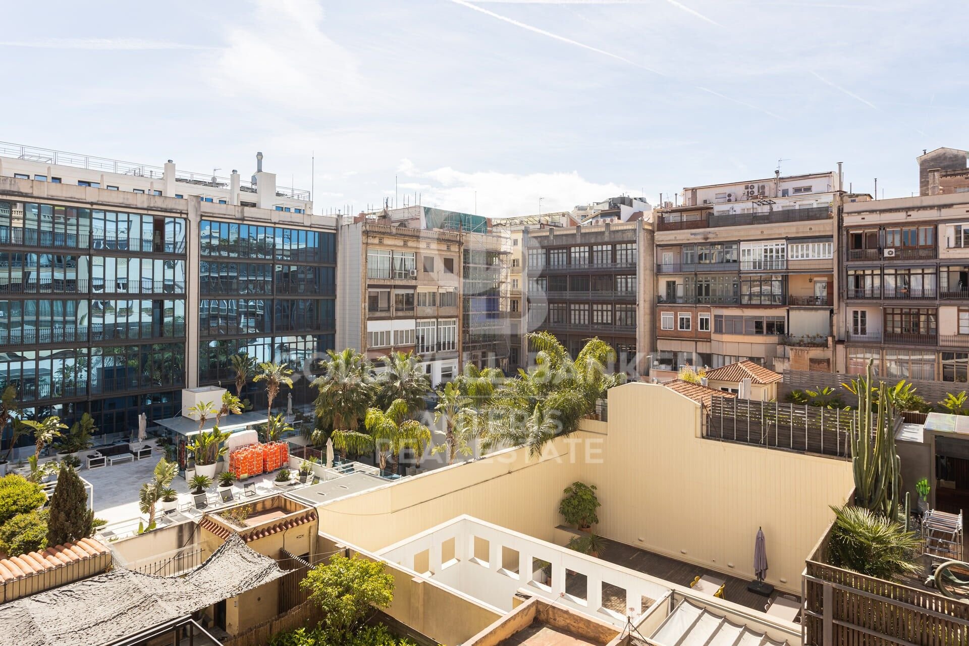 Huoneisto Barcelona, Espanja 203 m2 No. 178829
