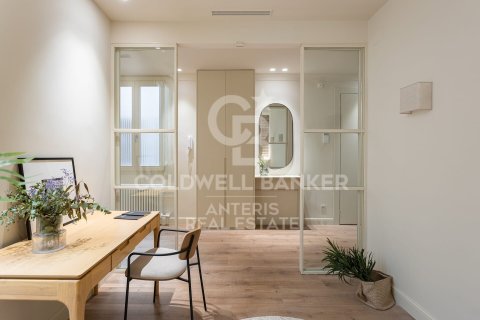 Apartment à vendre à Barcelona, Espagne, 203 m2 No. 178829 - photo 12