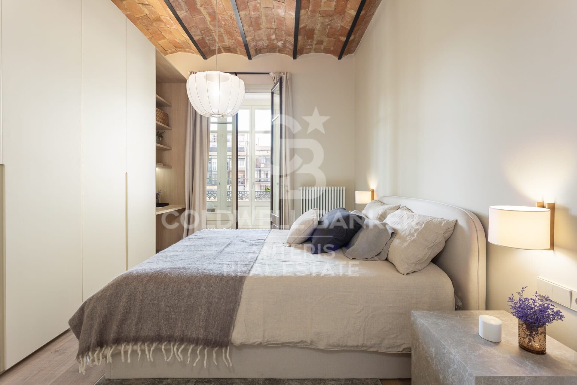 Huoneisto Barcelona, Espanja 203 m2 No. 178829