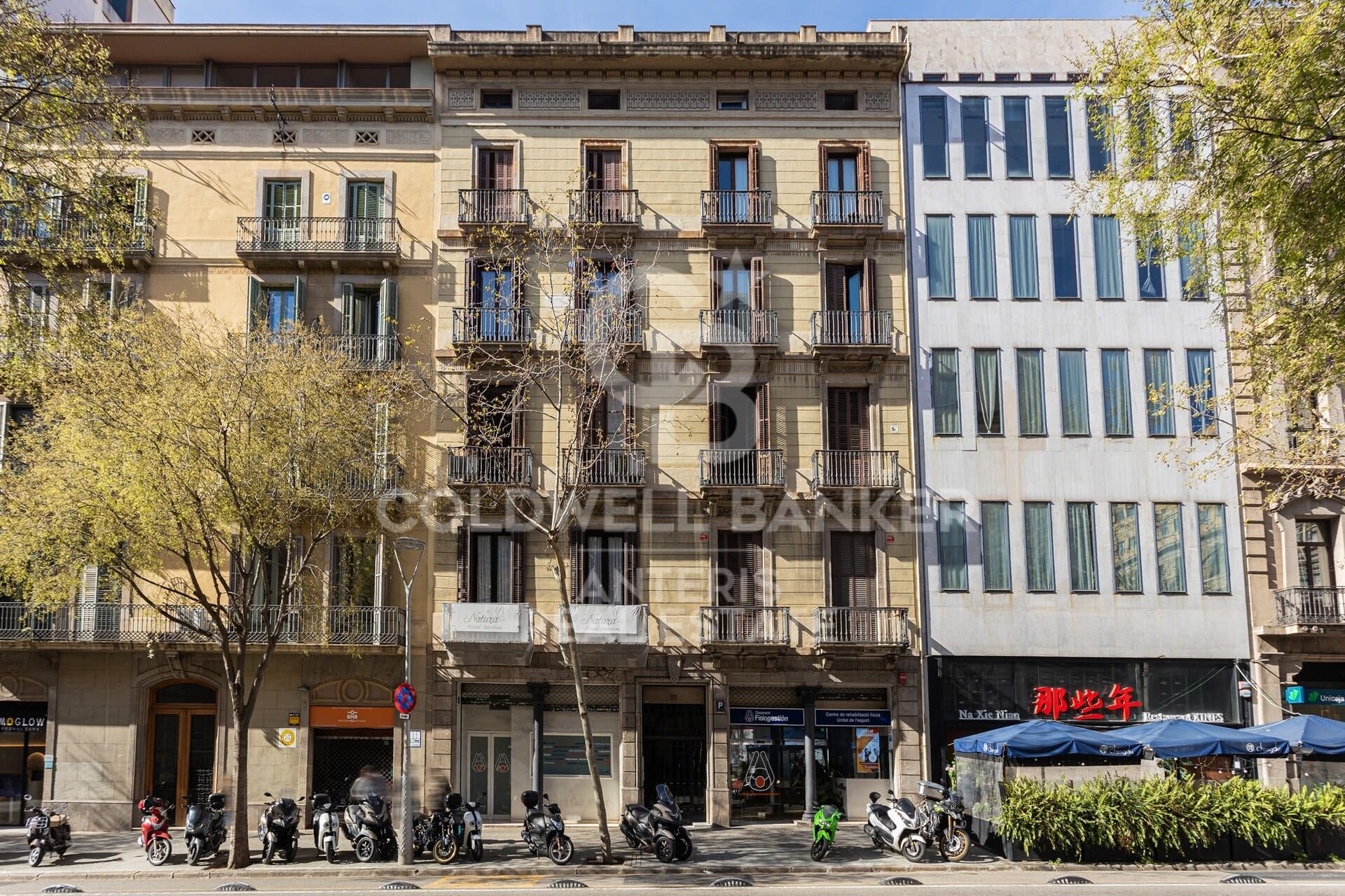 Huoneisto Barcelona, Espanja 203 m2 No. 178829