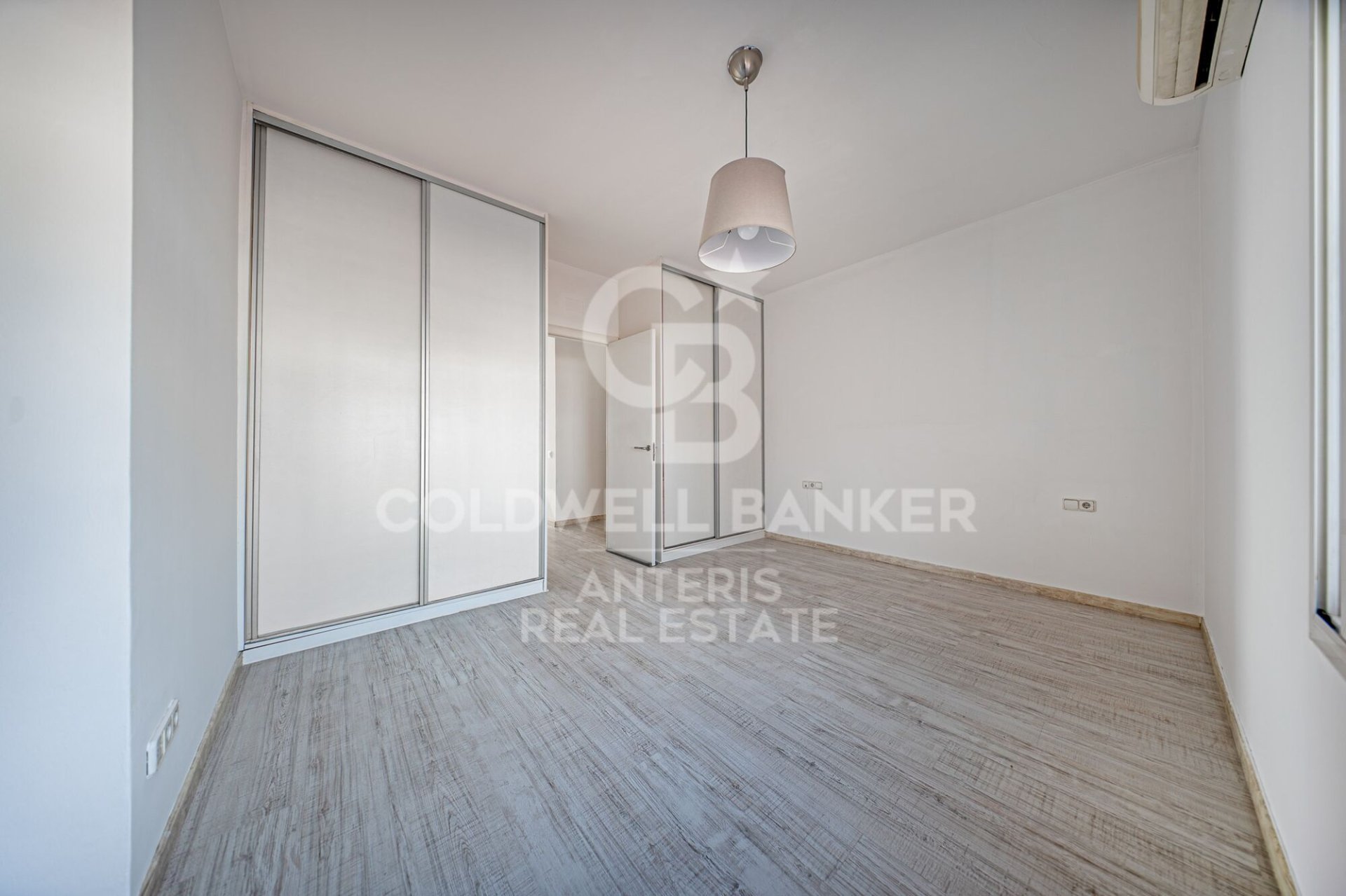 Attico a Barcelona, Spagna 2 camere da letto, 114 mq. N° 178827
