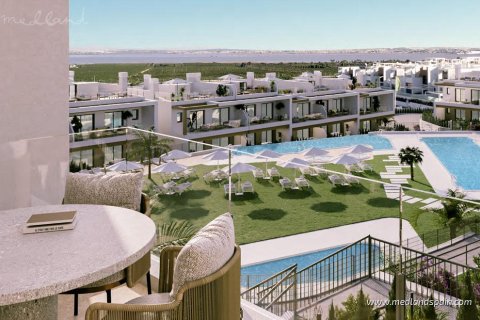 Huoneisto myytävänä Los Balcones, Alicante, Espanja, 2 makuuhuonetta, 70 m2 No. 155820 - kuva 13