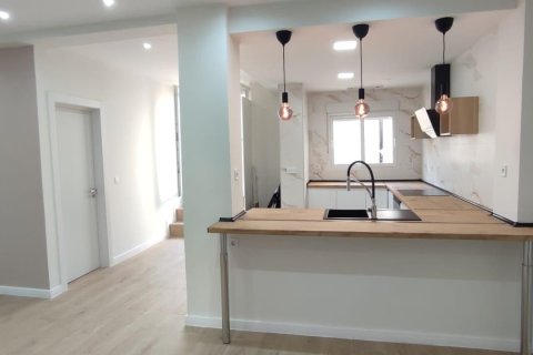 Bungalow for sale Valencia, Spain 2 bedrooms, 131 sq.m. No. 133555 - photo 5