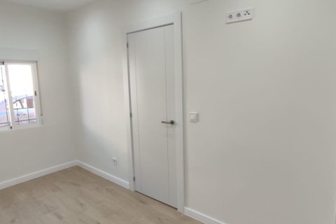Bungalow for sale Valencia, Spain 2 bedrooms, 131 sq.m. No. 133555 - photo 20