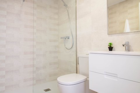 Apartamento en venta en Vistabella, Alicante, España 2 dormitorios, 81 m2 No. 151336 - foto 16