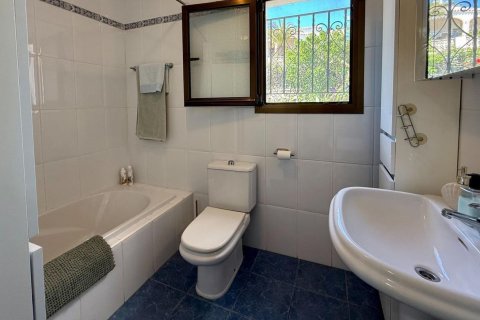 Villa in vendita a Javea, Alicante, Spagna 3 camere da letto, 245 mq. N° 179546 - foto 10