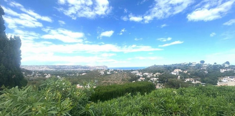 Villa a Javea, Alicante, Spagna 3 camere da letto, 245 mq. N° 179547