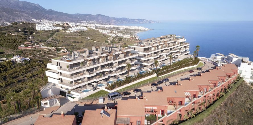 Appartamento Torrox, Malaga, Spagna 3 camere da letto, 270 mq. N° 135951