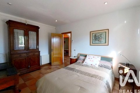 Dom w La Bisbal Del Penedes, Tarragona, Hiszpania 5 sypialni, 633 mkw. nr 152793 – zdjęcie 25