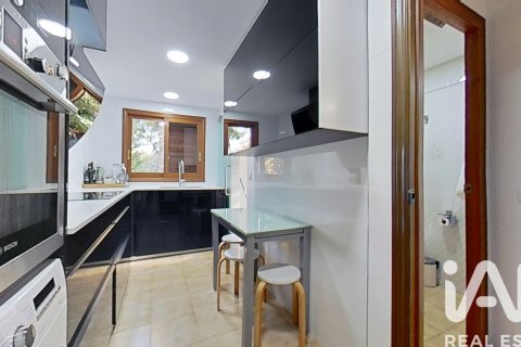 Продажа таухауса в Беникассим, Кастельон, Испания 4 спальни, 167м2 №152789 - фото 11