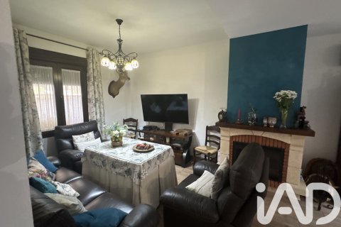 Casa adosada en venta en Sevilla, España 4 dormitorios, 220 m2 No. 152788 - foto 9