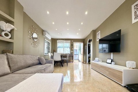 Продажа дуплекса в Аликанте, Испания 4 спальни, 140м2 №180903 - фото 3