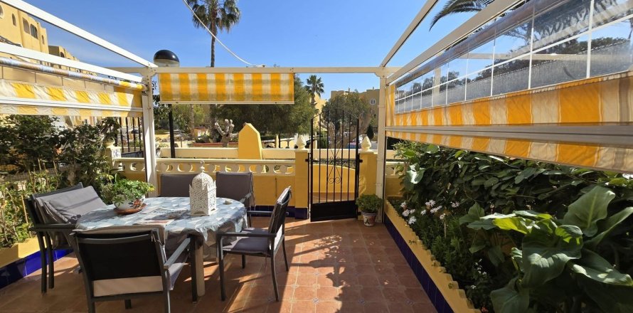 Villa in El Campello, Alicante, Spanien 3 Schlafzimmer, 100 m2 Nr. 180904