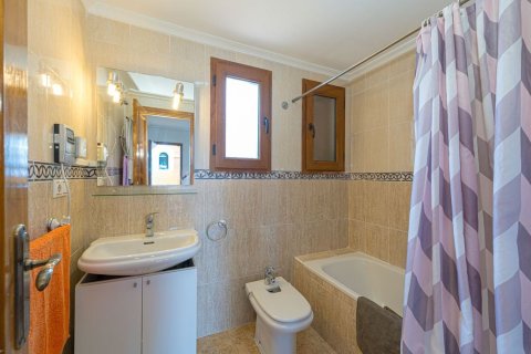 Duplex for sale in Benidorm, Alicante, Spain 3 bedrooms, 84 sq.m. No. 180906 - photo 12