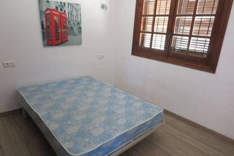 Duplex for sale in El Campello, Alicante, Spain 3 bedrooms, 110 sq.m. No. 180905 - photo 15