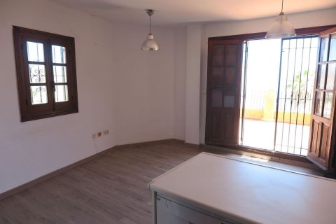 Duplex for sale in El Campello, Alicante, Spain 3 bedrooms, 110 sq.m. No. 180905 - photo 17
