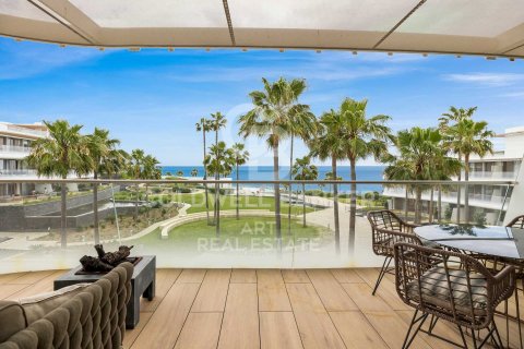 Apartment à Estepona, Malaga, Espagne 3 chambres, 119 m2 No. 158662