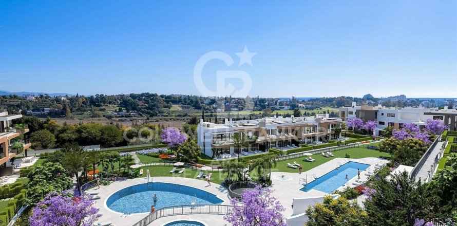 Lägenhet i Estepona, Malaga, Spanien 2 sovrum, 216 kvm. Nr. 158658