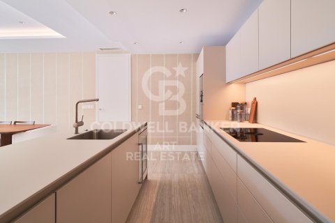 Apartament w Estepona, Malaga, Hiszpania 3 sypialnie, 328 mkw. nr 158659 – zdjęcie 19