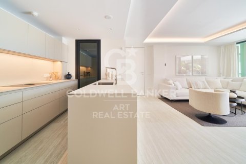 Apartament w Estepona, Malaga, Hiszpania 3 sypialnie, 328 mkw. nr 158659 – zdjęcie 20