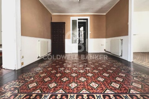Wohnung in Barcelona, Spanien 4 Schlafzimmer, 135 m2 Nr. 158663