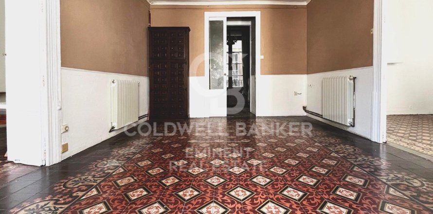 Wohnung in Barcelona, Spanien 4 Schlafzimmer, 135 m2 Nr. 158663