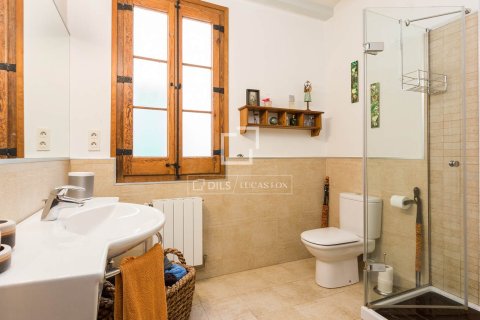 Продажа квартиры в Барселона, Испания 3 спальни, 190м2 №164612 - фото 8