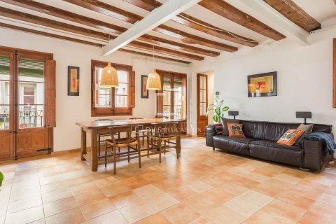 Продажа квартиры в Барселона, Испания 3 спальни, 190м2 №164612 - фото 2