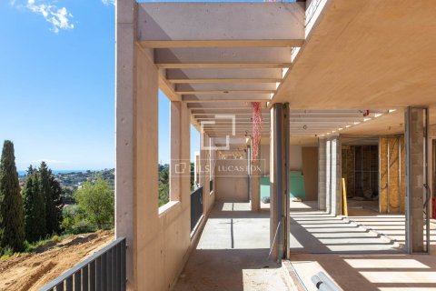 Villa for sale in Cabrils, Barcelona, Spain 5 bedrooms, 229 sq.m. No. 164609 - photo 26
