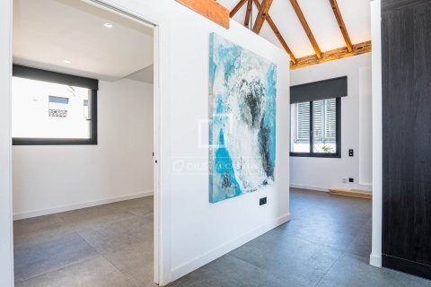 Villa for sale in Bellaterra, Barcelona, Spain 14 bedrooms, 467 sq.m. No. 164611 - photo 11