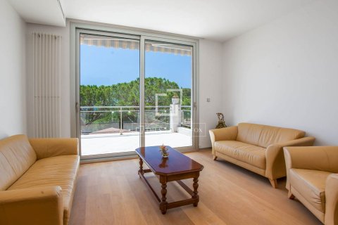 Villa for sale in Cabrils, Barcelona, Spain 6 bedrooms, 786 sq.m. No. 164607 - photo 23