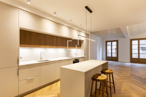 Квартира в Барселона, Испания 3 спальни, 125м2 №164610