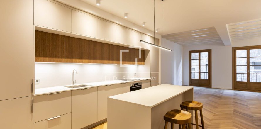 Квартира в Барселона, Испания 3 спальни, 125м2 №164610