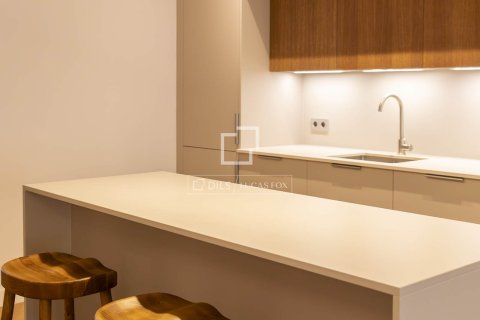 Продажа квартиры в Барселона, Испания 3 спальни, 125м2 №164610 - фото 11