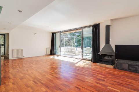 Willa w Barcelona, Hiszpania 5 sypialni, 313 mkw. nr 164606 – zdjęcie 15