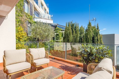 Willa w Barcelona, Hiszpania 5 sypialni, 313 mkw. nr 164606 – zdjęcie 3