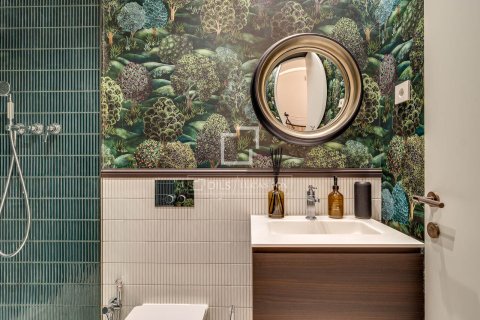 Huoneisto myytävänä Barcelona, Espanja, 3 makuuhuonetta, 194 m2 No. 164608 - kuva 21