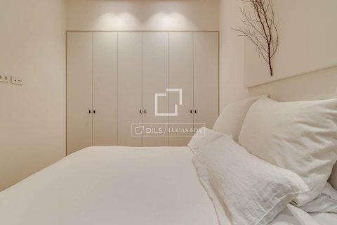 Huoneisto myytävänä Barcelona, Espanja, 3 makuuhuonetta, 194 m2 No. 164608 - kuva 24