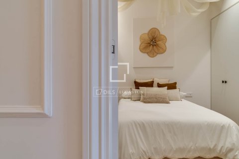 Huoneisto myytävänä Barcelona, Espanja, 3 makuuhuonetta, 194 m2 No. 164608 - kuva 30