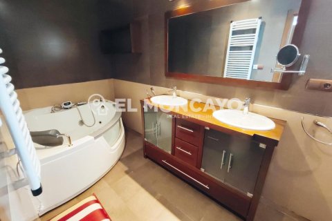 Ático en venta en Guardamar del Segura, Alicante, España 4 dormitorios, 150 m2 No. 149075 - foto 23